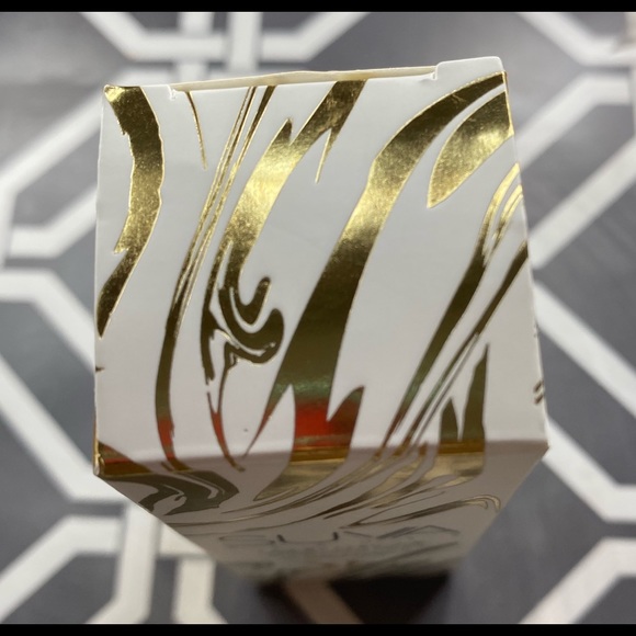 Suva Beauty liquid chrome illuminating drops - Picture 5 of 7